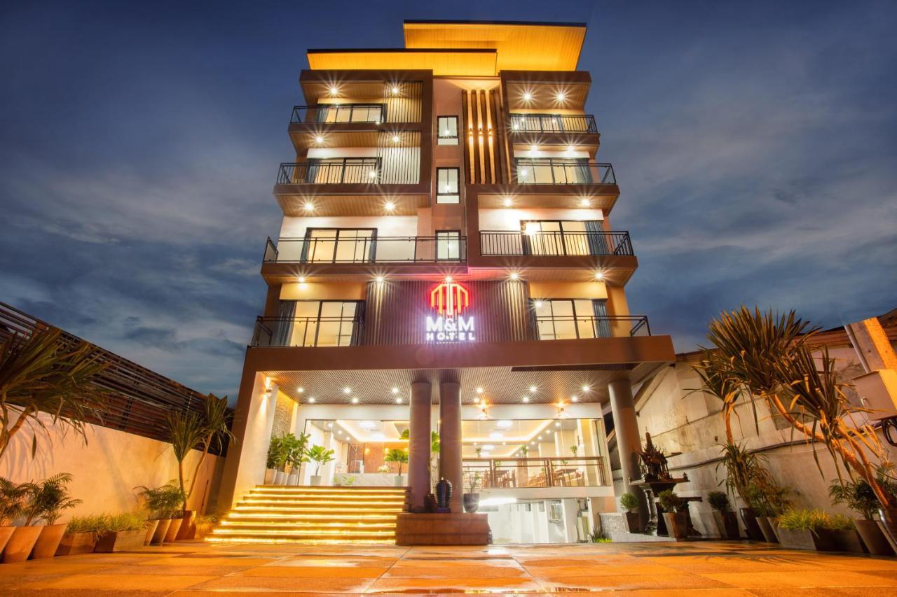 M&M Hotel 万荣 外观 照片